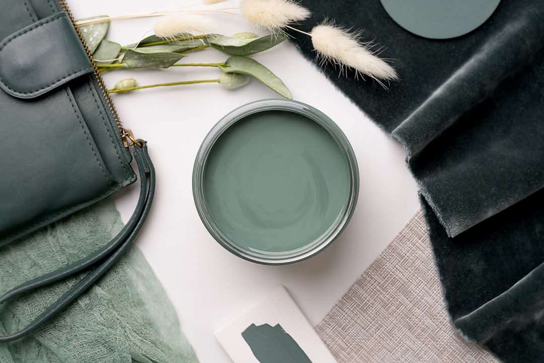 Dixie Belle New Southern Roots Collection Chalk Mineral Paint